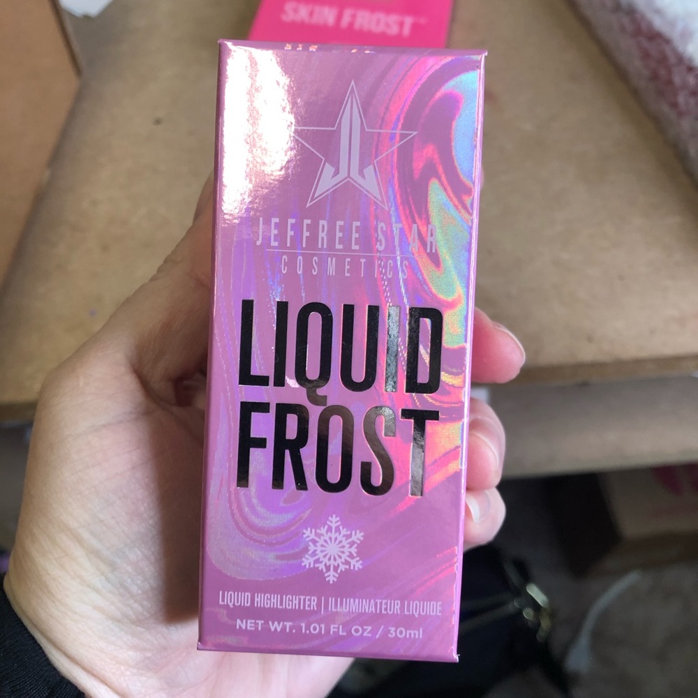 Jeffree Star Liquid Frost in Ice Queen
